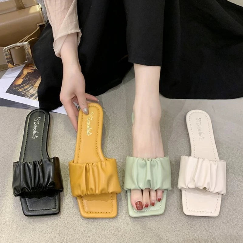 Woman Flat Slides Slippers Summer 2023 New Stylish Square Head Pleated Sandals for Women Casual Flip Flops Solid Color Shoes