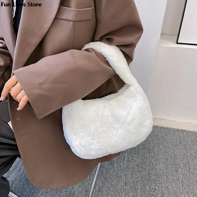 Soft Plush Handbags Women Winter Warm Shoulder Bags Phone Money Storage Purse Purse Wedding Totes bolso Fashion Clutches Wallet